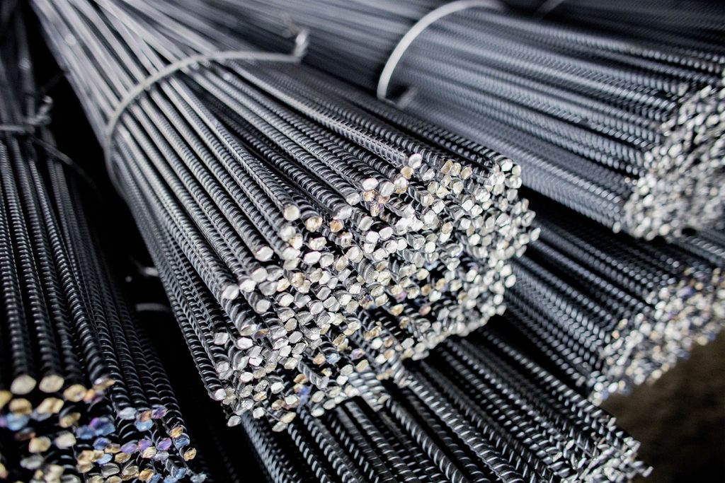 Giá sắt thép phi 10? Thép phi 10 bao nhiêu tiền một cây?